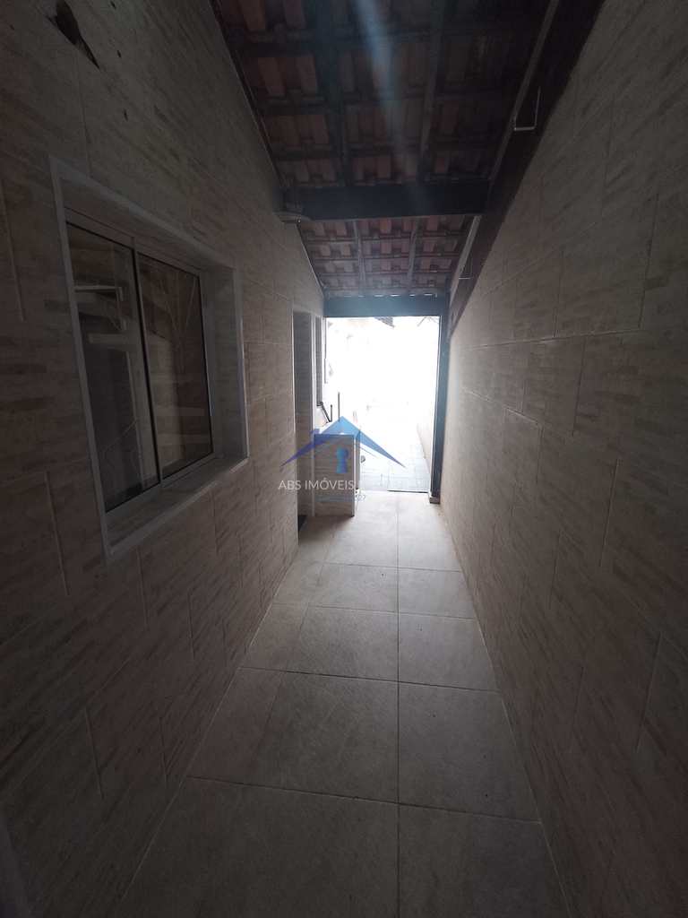 Casa em Praia Grande, no bairro Vila Mirim