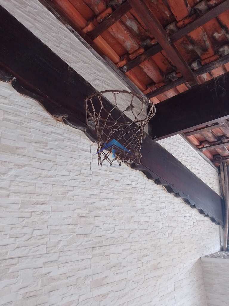 Casa em Praia Grande, no bairro Vila Mirim