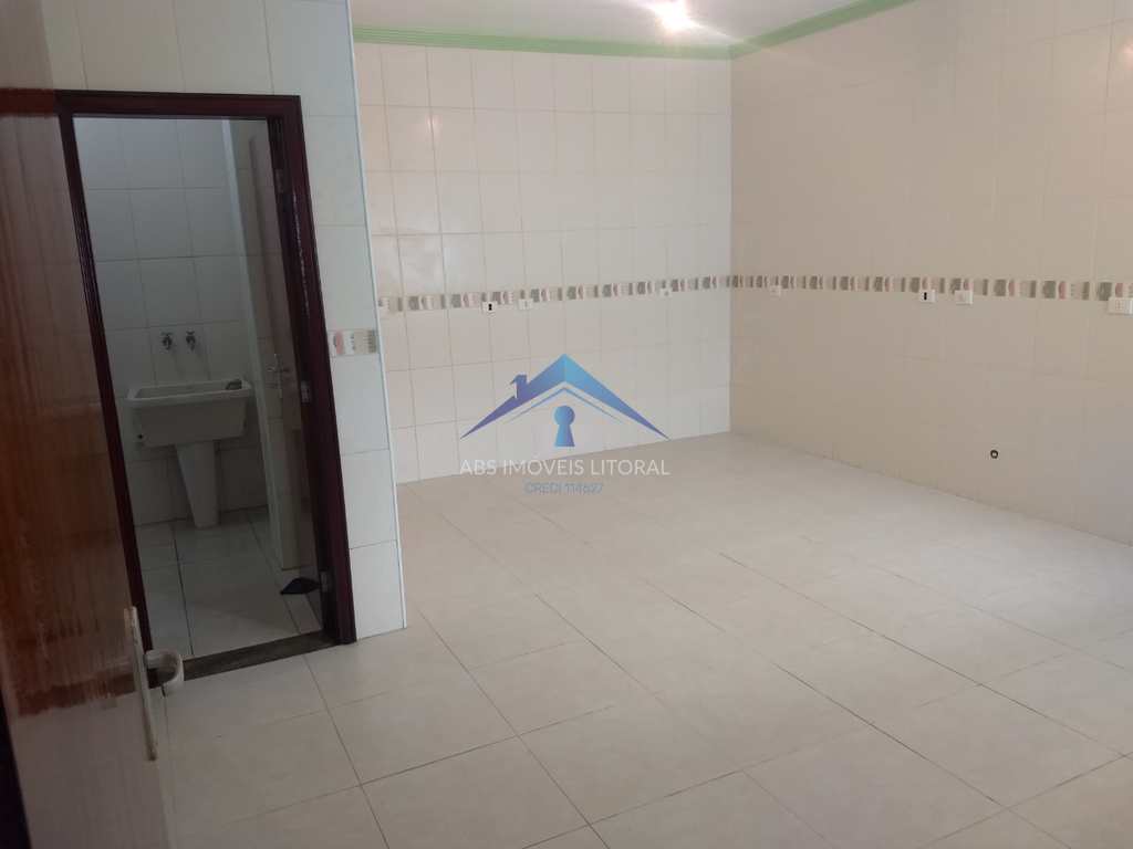 Sobrado em Praia Grande, no bairro Flórida