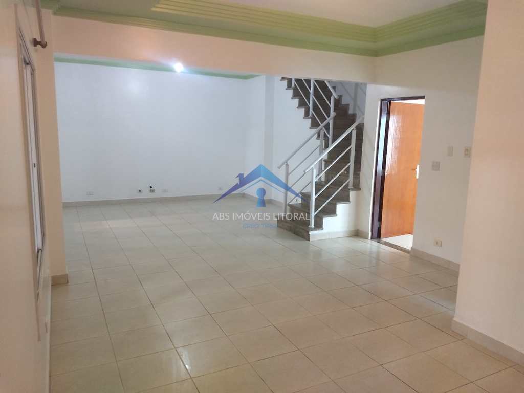 Sobrado em Praia Grande, no bairro Flórida
