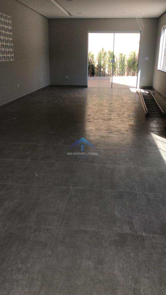 Sobrado em Praia Grande, no bairro Solemar