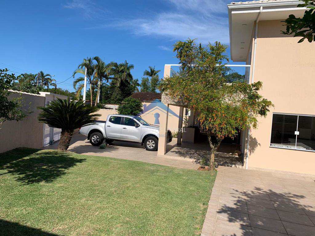 Sobrado em Praia Grande, no bairro Solemar