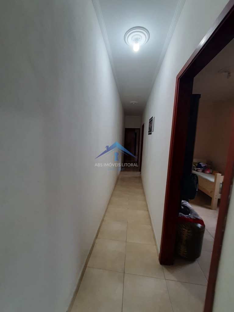 Casa em Praia Grande, no bairro Maracanã