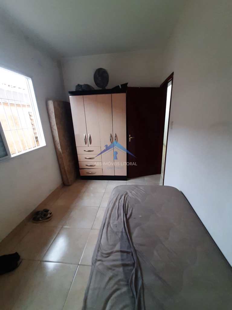 Casa em Praia Grande, no bairro Maracanã