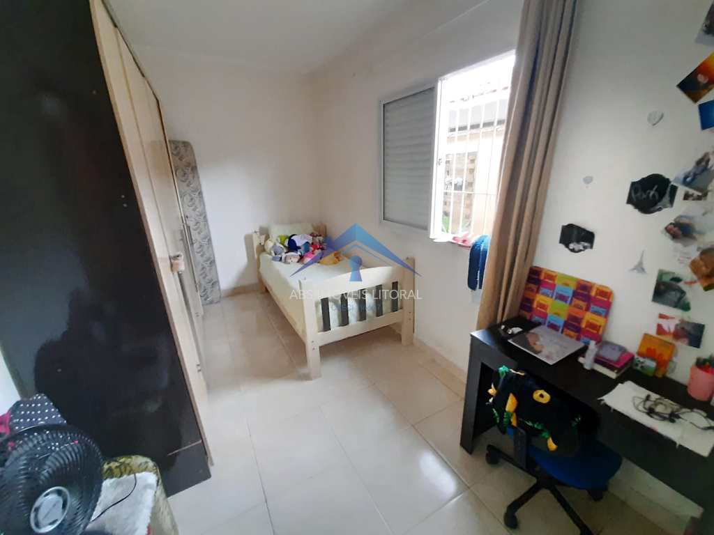 Casa em Praia Grande, no bairro Maracanã