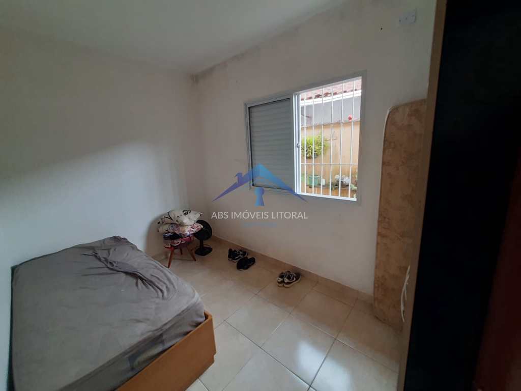 Casa em Praia Grande, no bairro Maracanã
