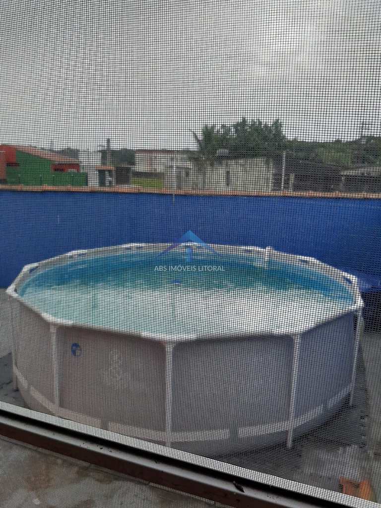 Casa em Peruíbe, no bairro Centro