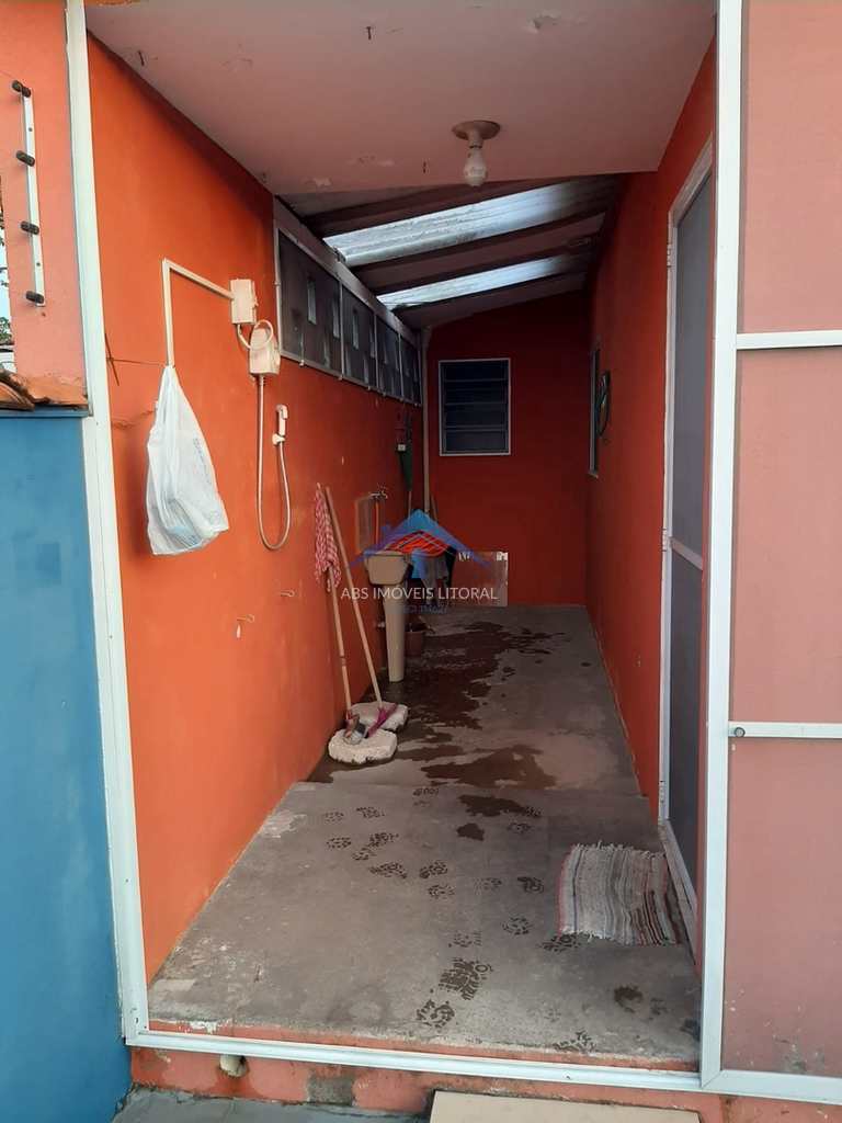 Casa em Peruíbe, no bairro Centro