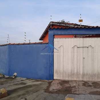Casa em Peruíbe, bairro Centro