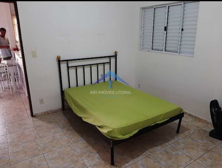 Casa em Peruíbe, no bairro Centro