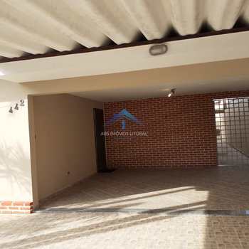 Casa em Praia Grande, bairro Maracanã