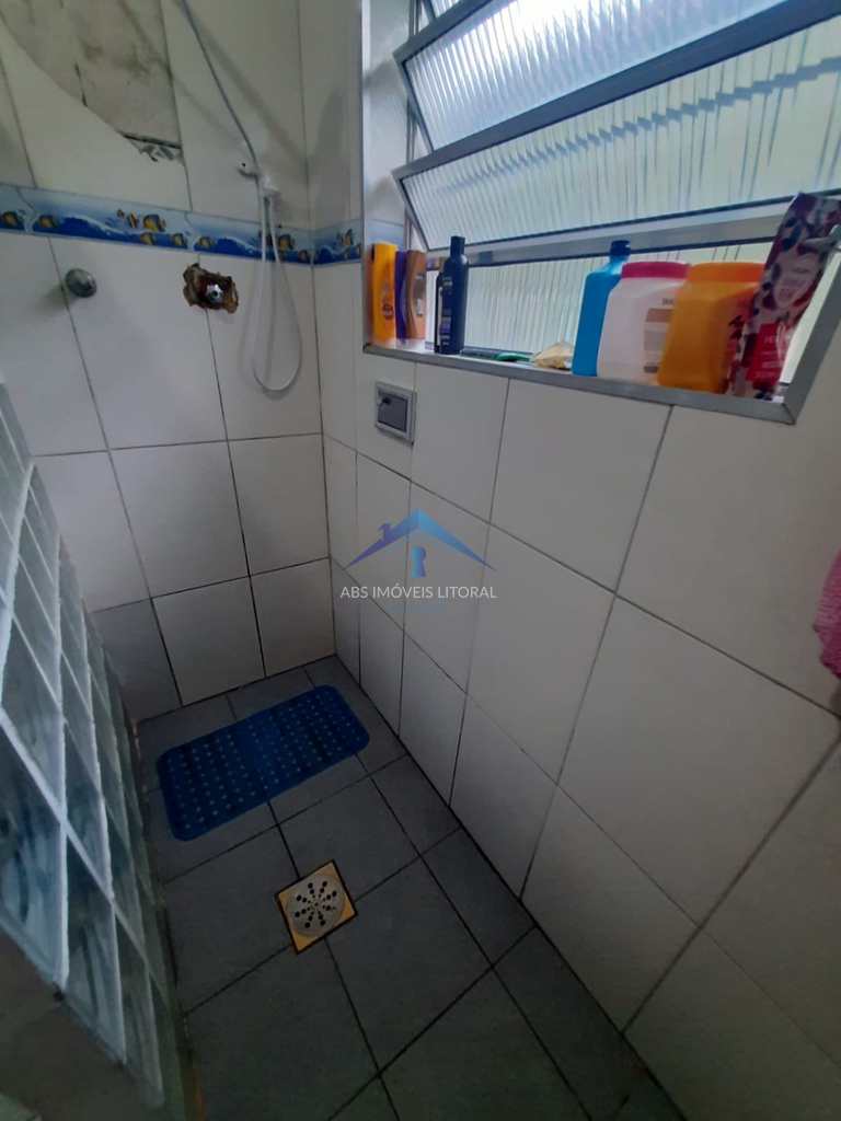 Casa em Praia Grande, no bairro Nova Mirim