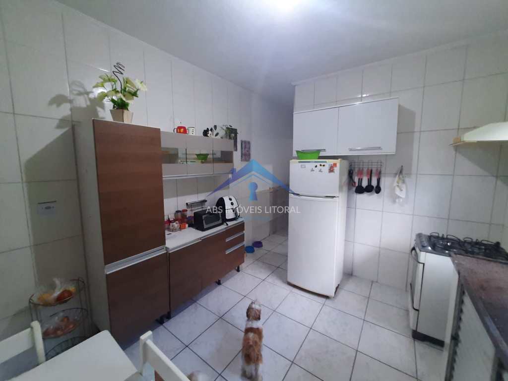 Casa em Praia Grande, no bairro Nova Mirim