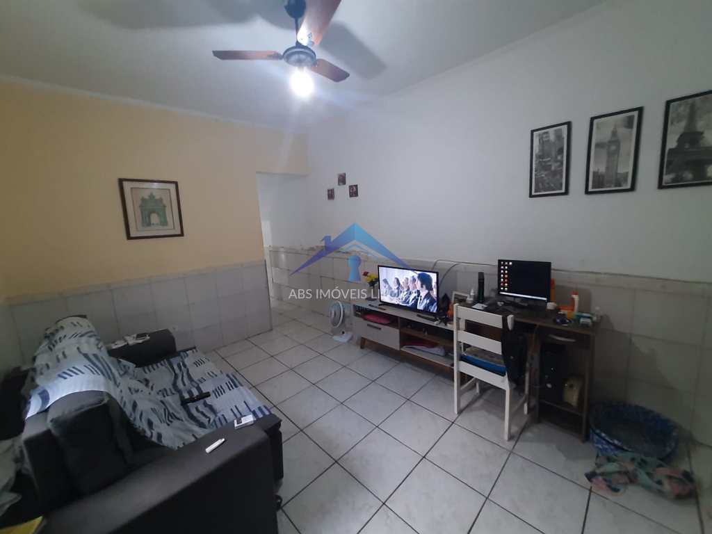 Casa em Praia Grande, no bairro Nova Mirim