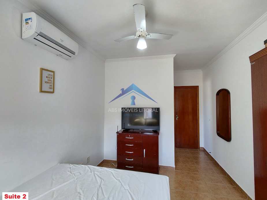 Sobrado em Praia Grande, no bairro Canto do Forte