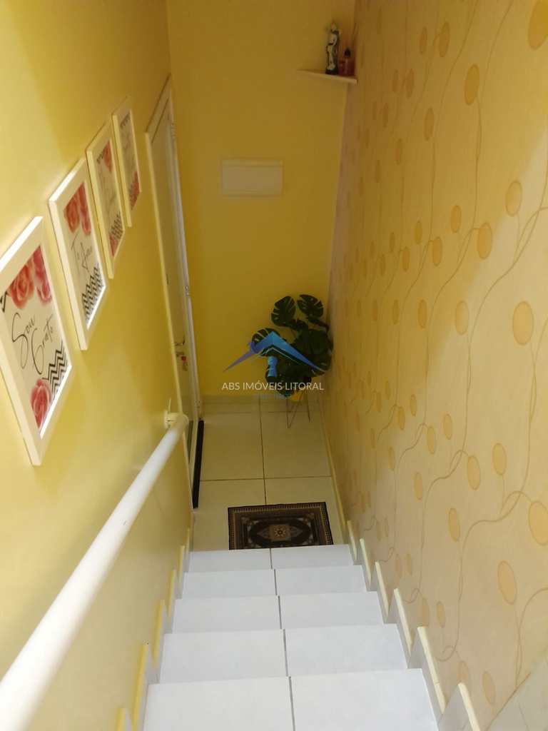 Casa em Praia Grande, no bairro Balneário Maracanã
