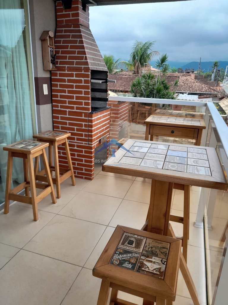 Casa em Praia Grande, no bairro Balneário Maracanã