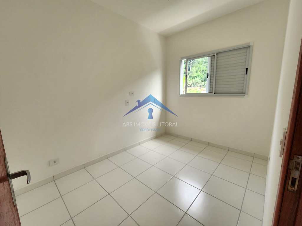 Casa em Praia Grande, no bairro Cidade da Criança