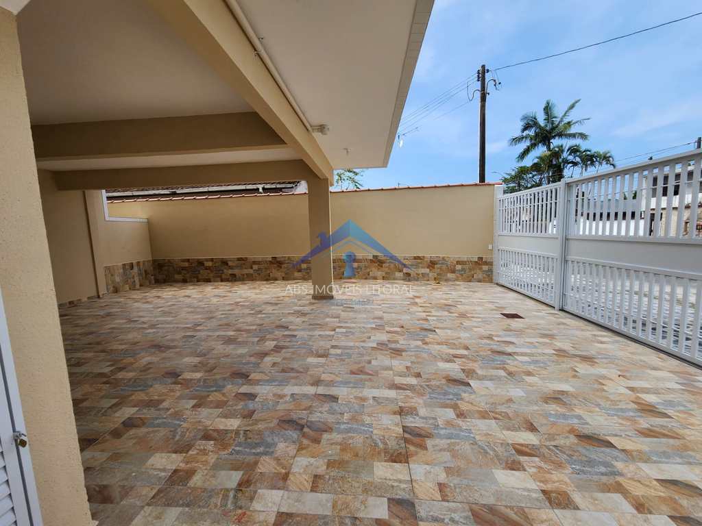 Casa em Praia Grande, no bairro Cidade da Criança