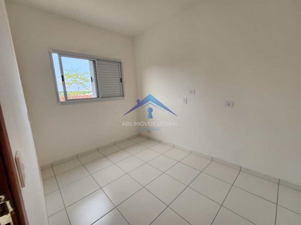 Casa em Praia Grande, no bairro Cidade da Criança