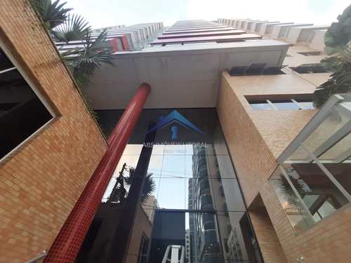Apartamento, código 4334 em Praia Grande, bairro Ocian
