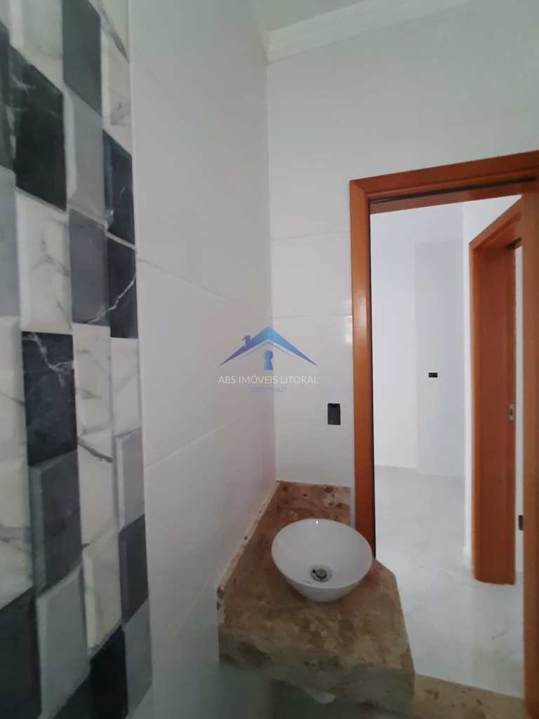 Casa de Condomínio em Praia Grande, no bairro Ocian