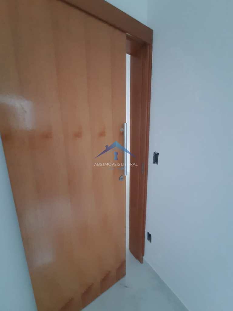 Casa de Condomínio em Praia Grande, no bairro Ocian