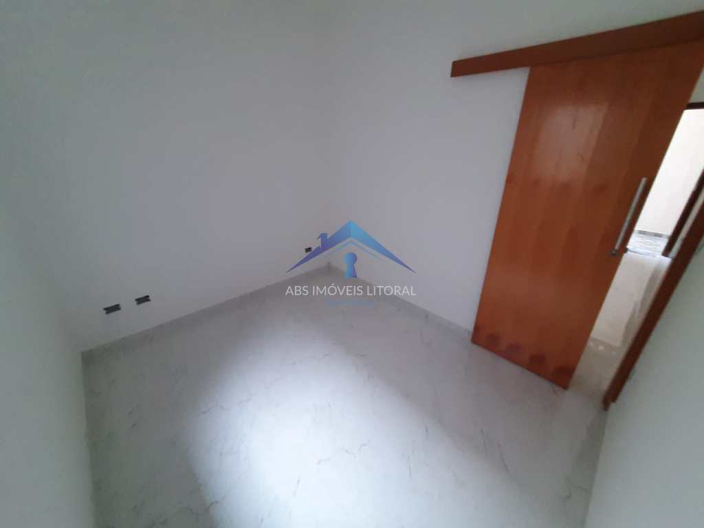 Casa de Condomínio em Praia Grande, no bairro Ocian