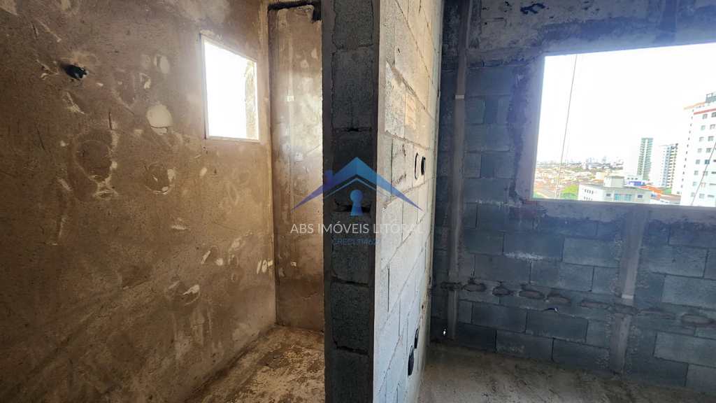 Apartamento em Praia Grande, no bairro Real