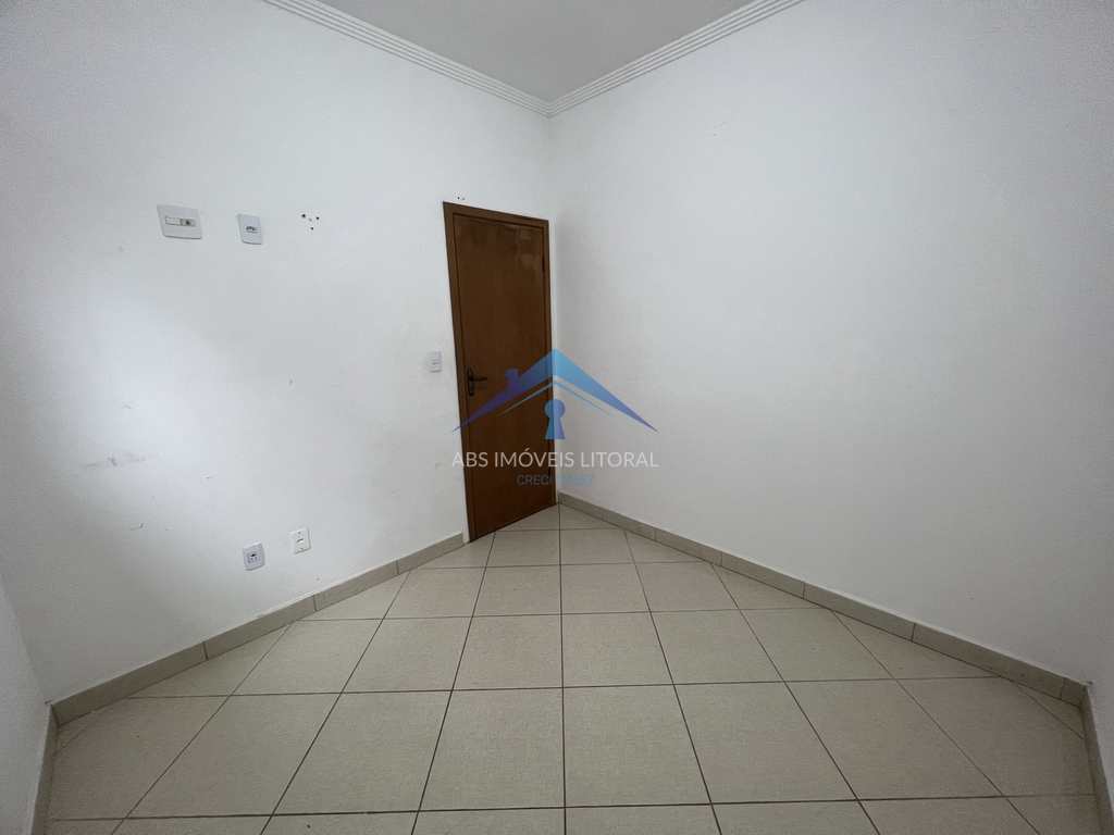 Casa em Praia Grande, no bairro Solemar