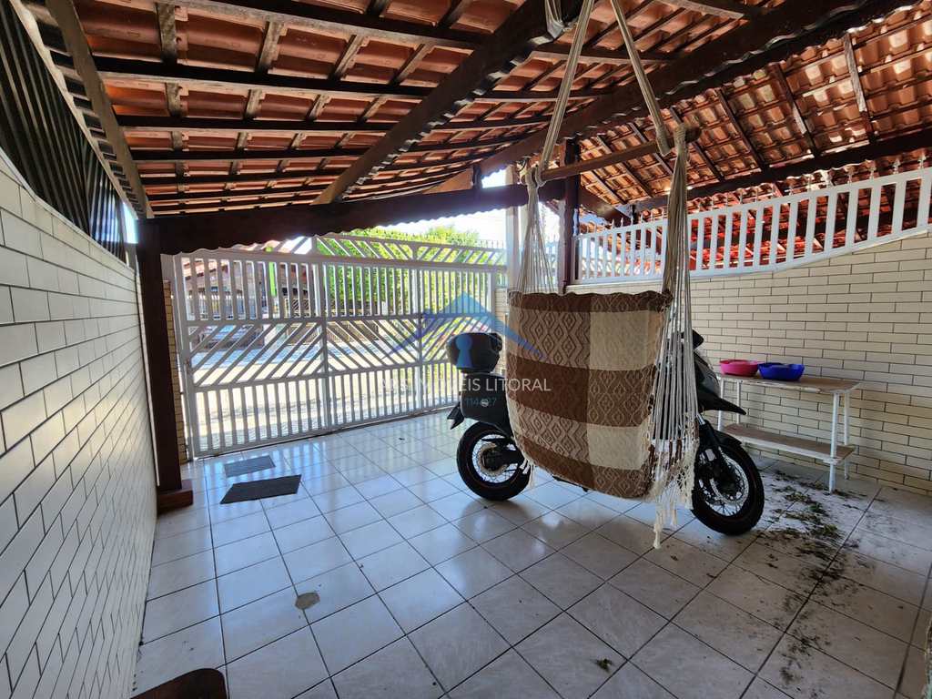 Casa em Praia Grande, no bairro Real