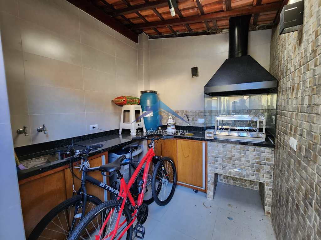 Casa em Praia Grande, no bairro Real