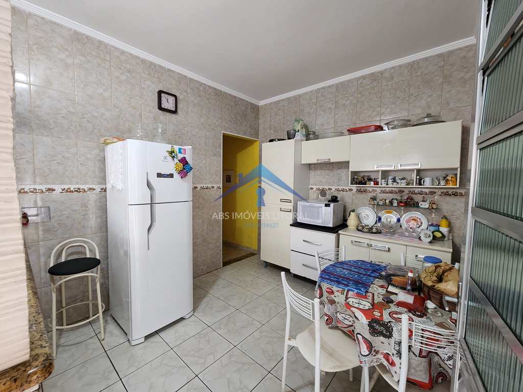 Casa em Praia Grande, no bairro Balneário Maracanã