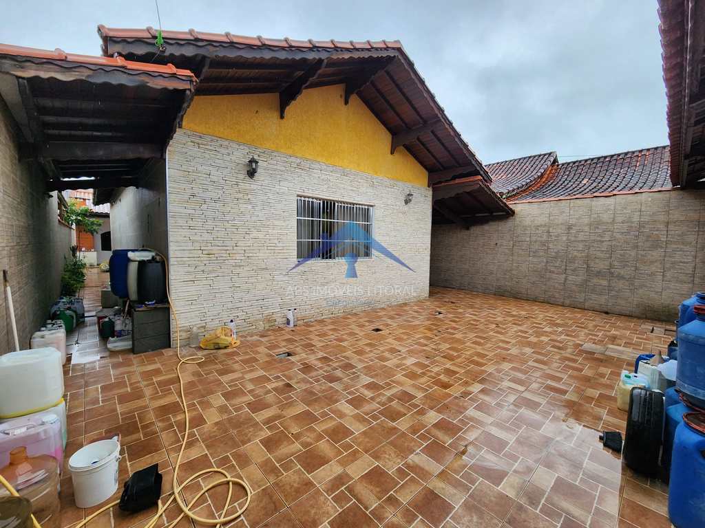 Casa em Praia Grande, no bairro Balneário Maracanã