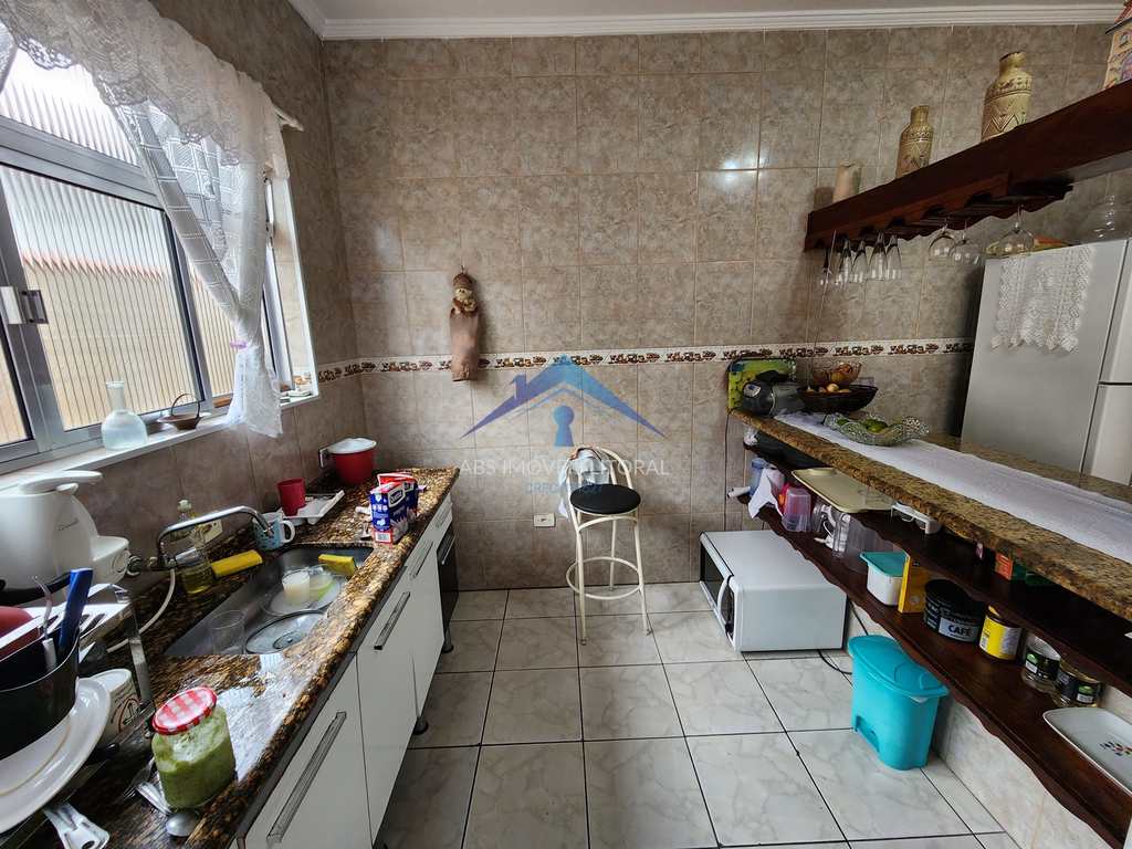 Casa em Praia Grande, no bairro Balneário Maracanã