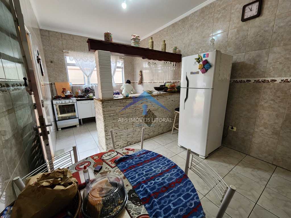 Casa em Praia Grande, no bairro Balneário Maracanã