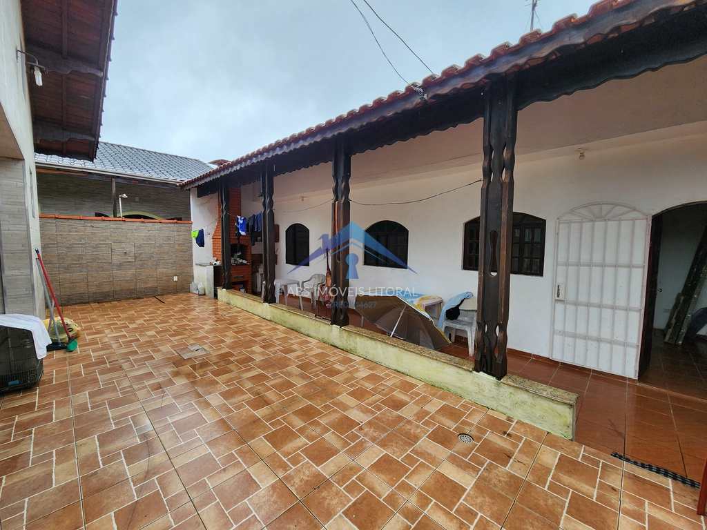 Casa em Praia Grande, no bairro Balneário Maracanã