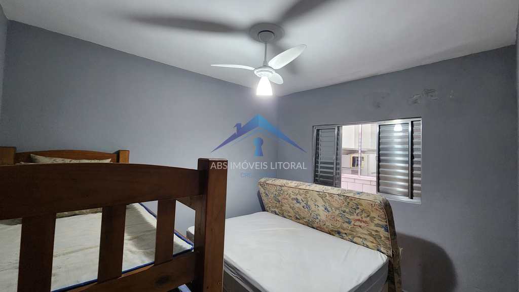 Casa em Praia Grande, no bairro Caiçara