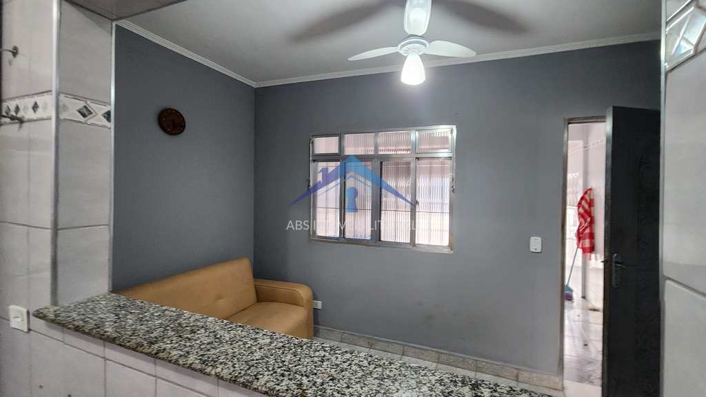 Casa em Praia Grande, no bairro Caiçara
