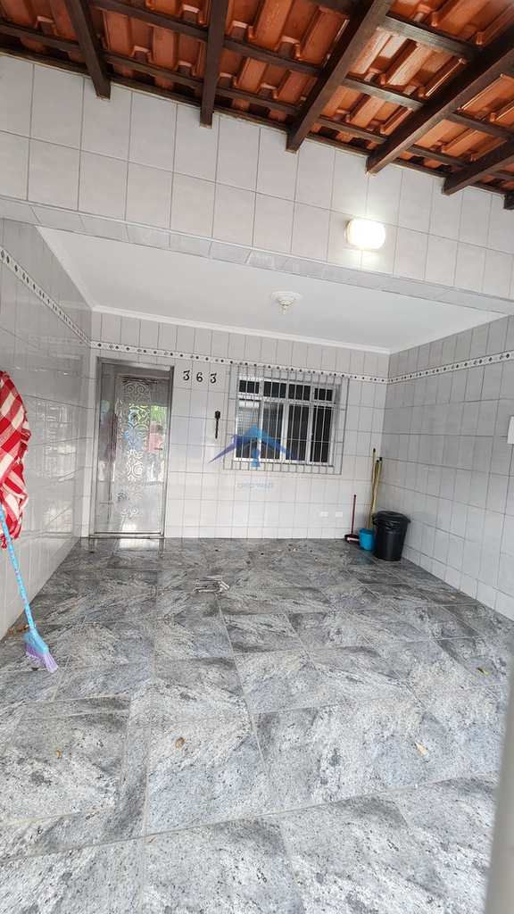 Casa em Praia Grande, no bairro Caiçara