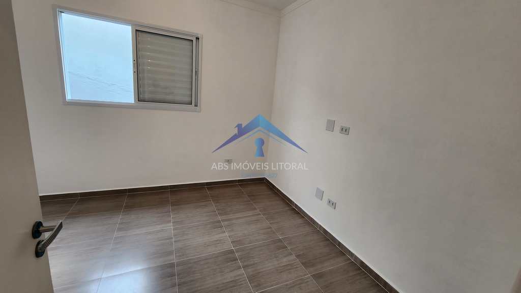 Casa em Praia Grande, no bairro Vila Tupi