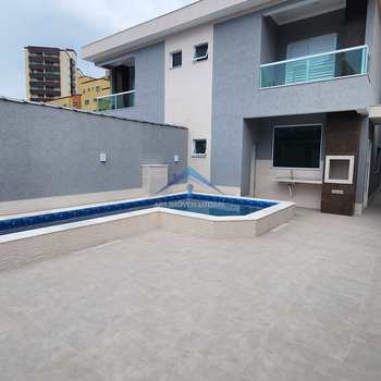 Casa em Praia Grande, bairro Vila Tupi