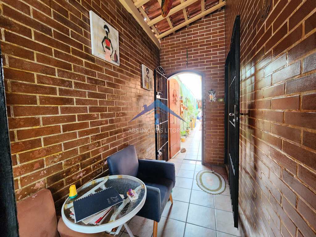 Casa em Praia Grande, no bairro Caiçara