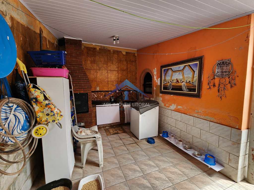 Casa em Praia Grande, no bairro Caiçara