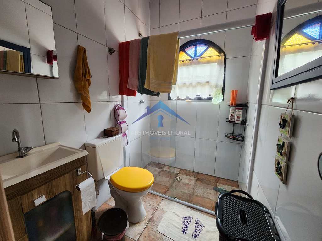 Casa em Praia Grande, no bairro Caiçara