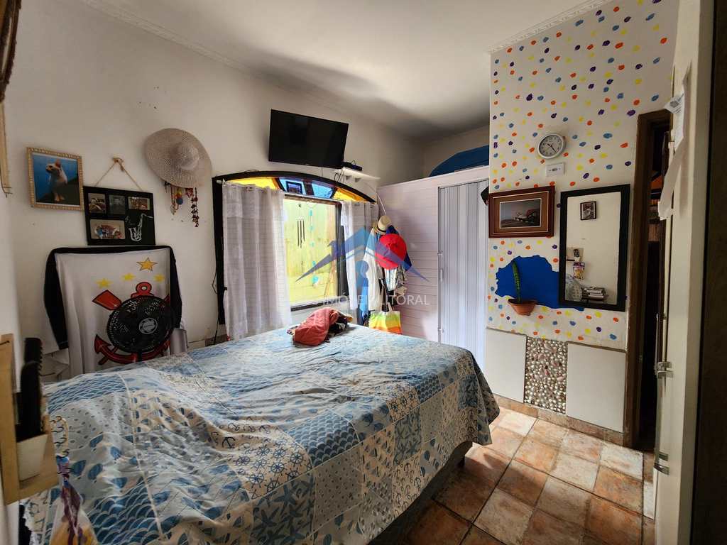 Casa em Praia Grande, no bairro Caiçara
