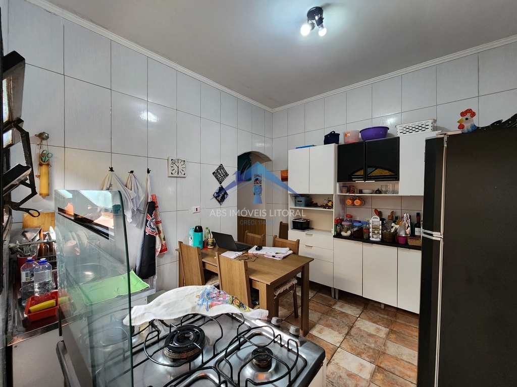 Casa em Praia Grande, no bairro Caiçara