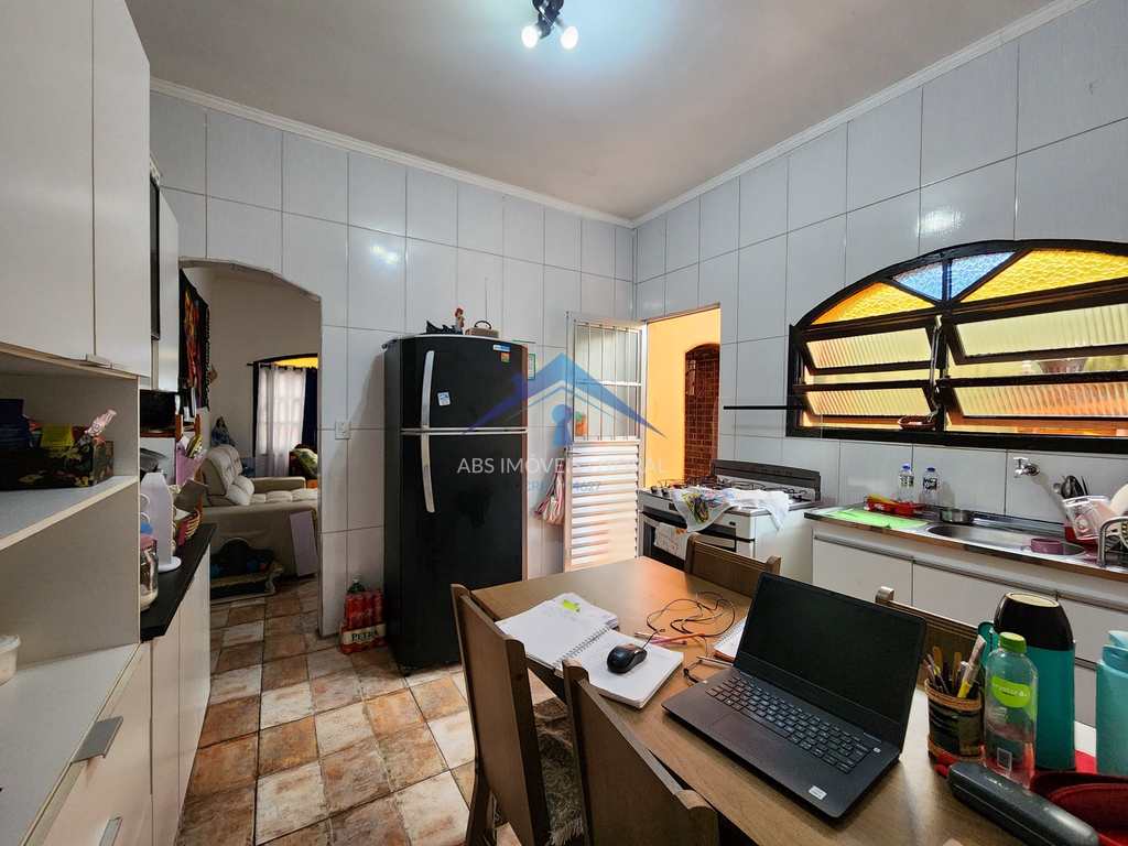 Casa em Praia Grande, no bairro Caiçara