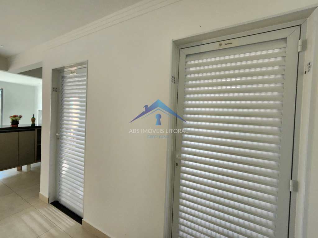 Apartamento em Praia Grande, no bairro Real