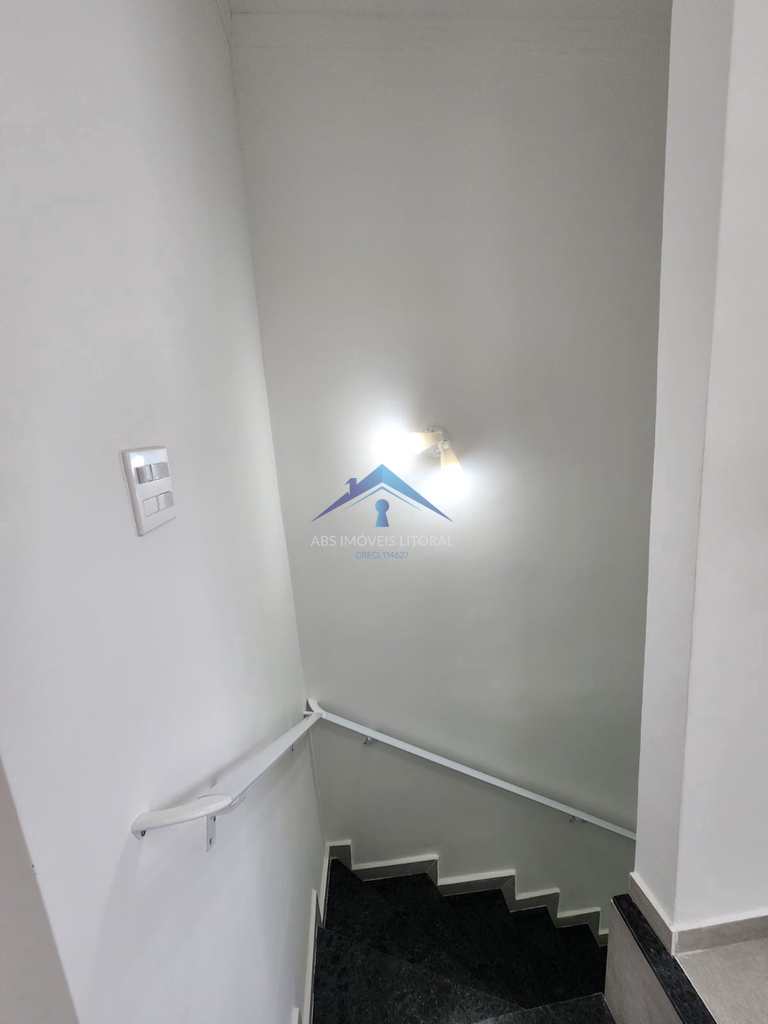 Casa de Condomínio em Praia Grande, no bairro Caiçara